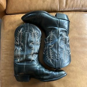 Tony Lama cowboy boots